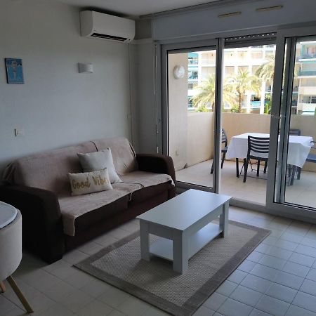 דירות Antibes Les Pins 2 Pieces Vue Mer Piscine Parking מראה חיצוני תמונה