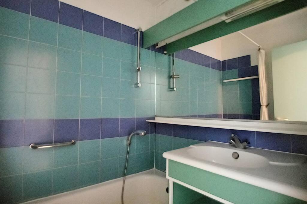 דירות Antibes Les Pins 2 Pieces Vue Mer Piscine Parking מראה חיצוני תמונה