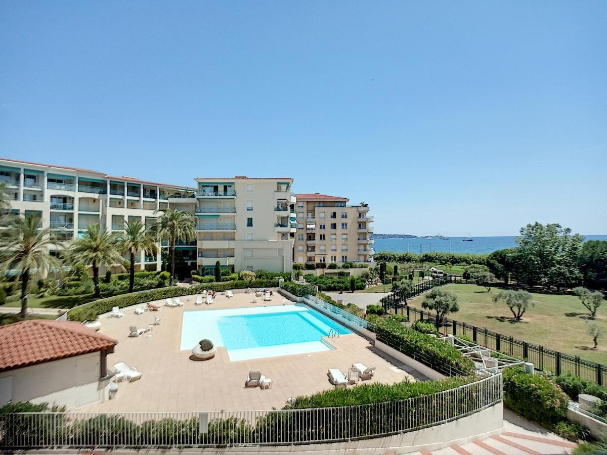 דירות Antibes Les Pins 2 Pieces Vue Mer Piscine Parking מראה חיצוני תמונה